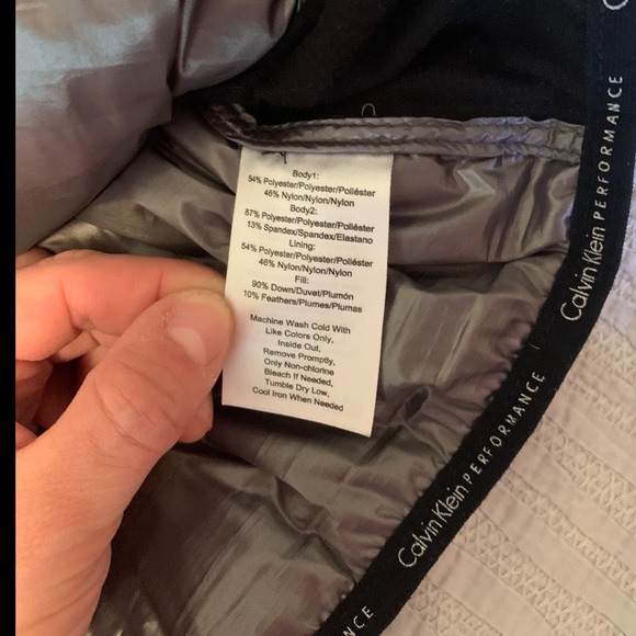 Calvin Klein Vest - Picture 7 of 8